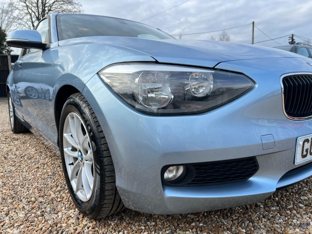 BMW 1 SERIES 2.0 118d SE Sport 5-door 2012