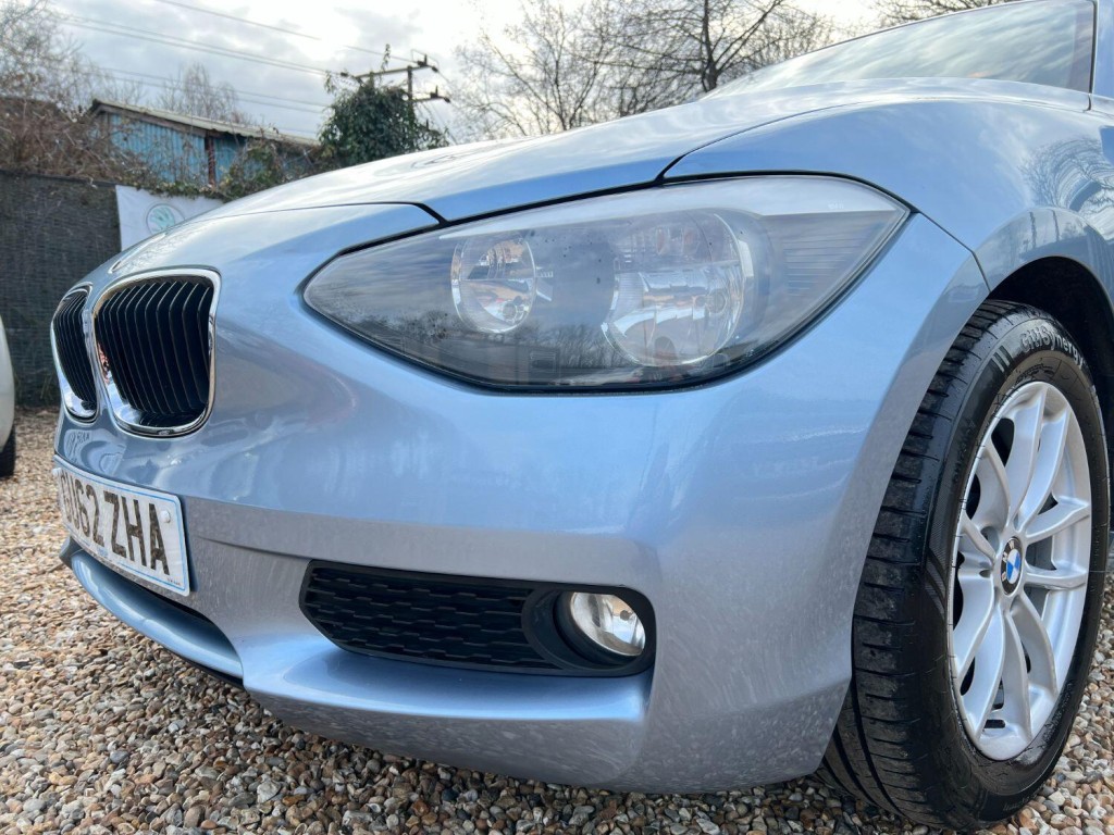 BMW 1 SERIES 2.0 118d SE Sport 5-door 2012