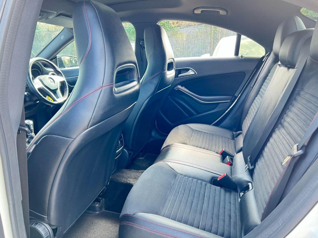 MERCEDES-BENZ CLA 1.6 CLA180 AMG Sport 2013