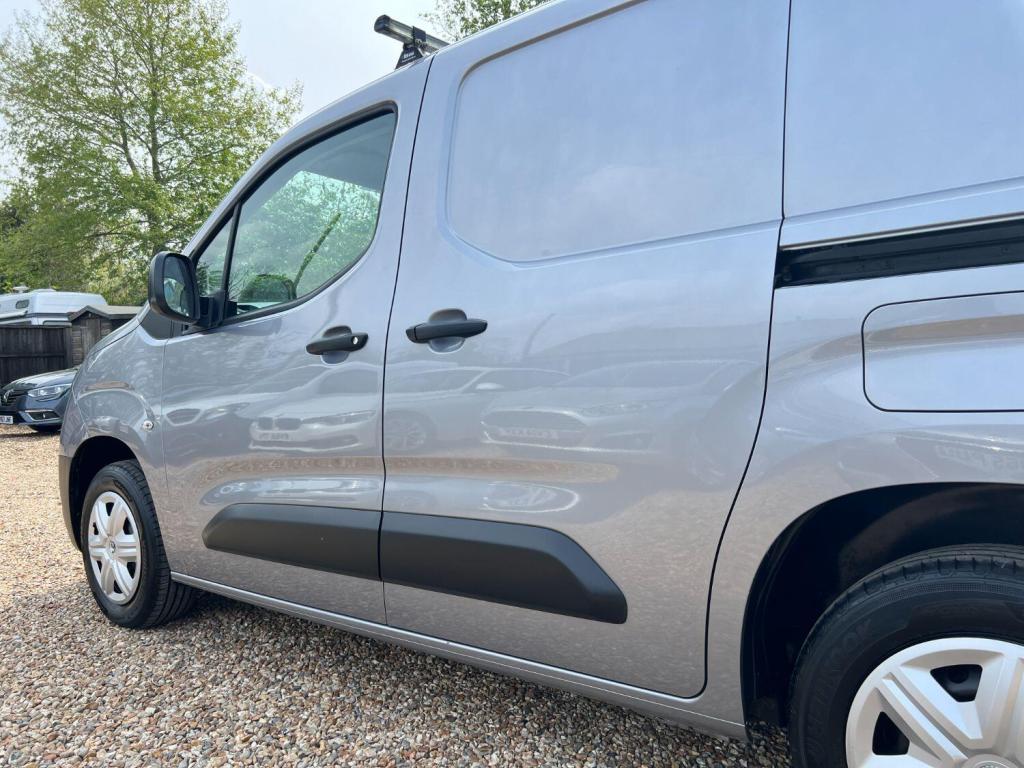 VAUXHALL COMBO 1.6 Turbo D 2000 Edition 2019