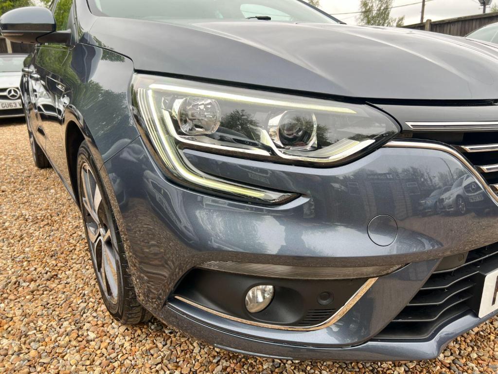 RENAULT MEGANE 1.6 Dynamique S Nav dCi 130 Sports Tourer 2017