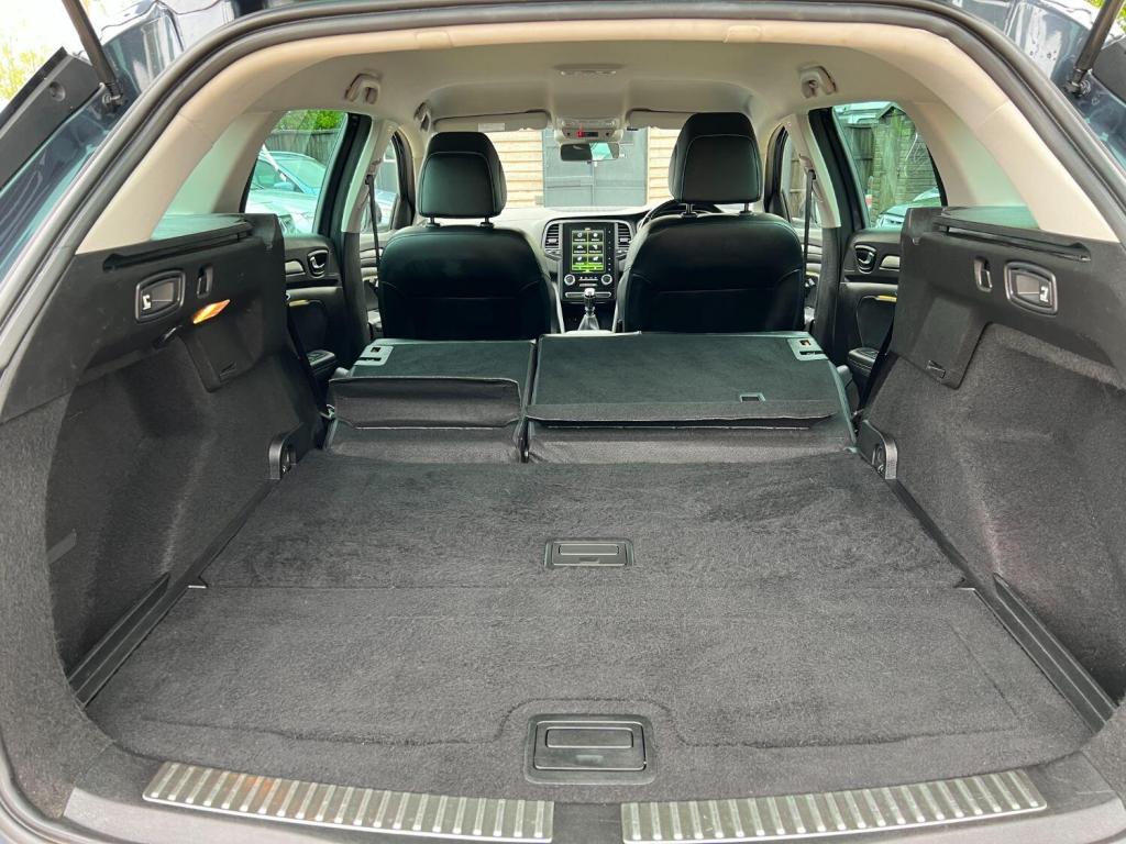 RENAULT MEGANE 1.6 Dynamique S Nav dCi 130 Sports Tourer 2017