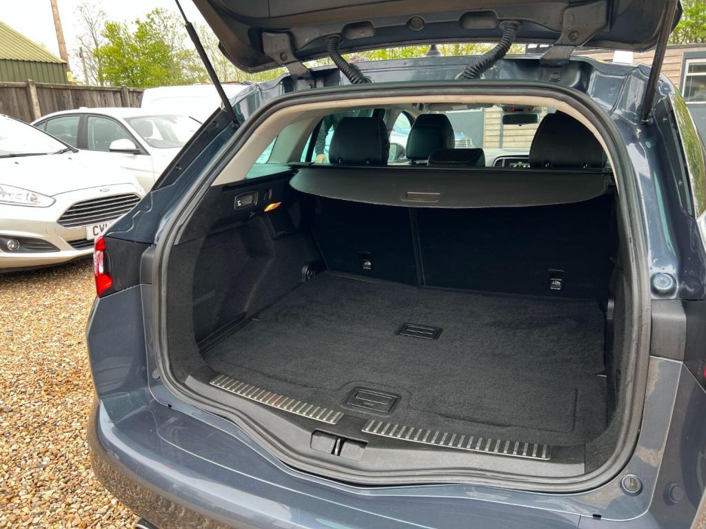 RENAULT MEGANE 1.6 Dynamique S Nav dCi 130 Sports Tourer 2017