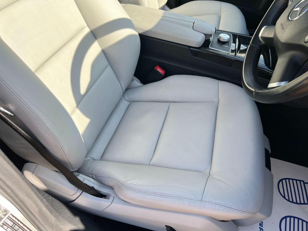 MERCEDES-BENZ E CLASS 3.0 E350 CDI V6 BlueEfficiency Avantgarde 2011