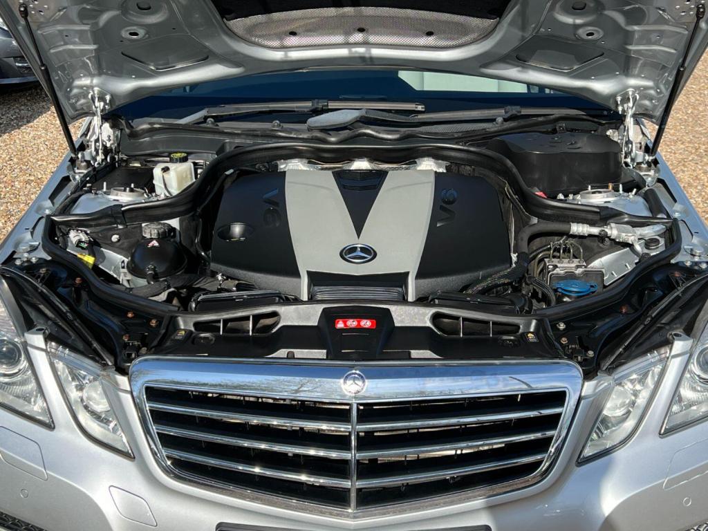 MERCEDES-BENZ E CLASS 3.0 E350 CDI V6 BlueEfficiency Avantgarde 2011