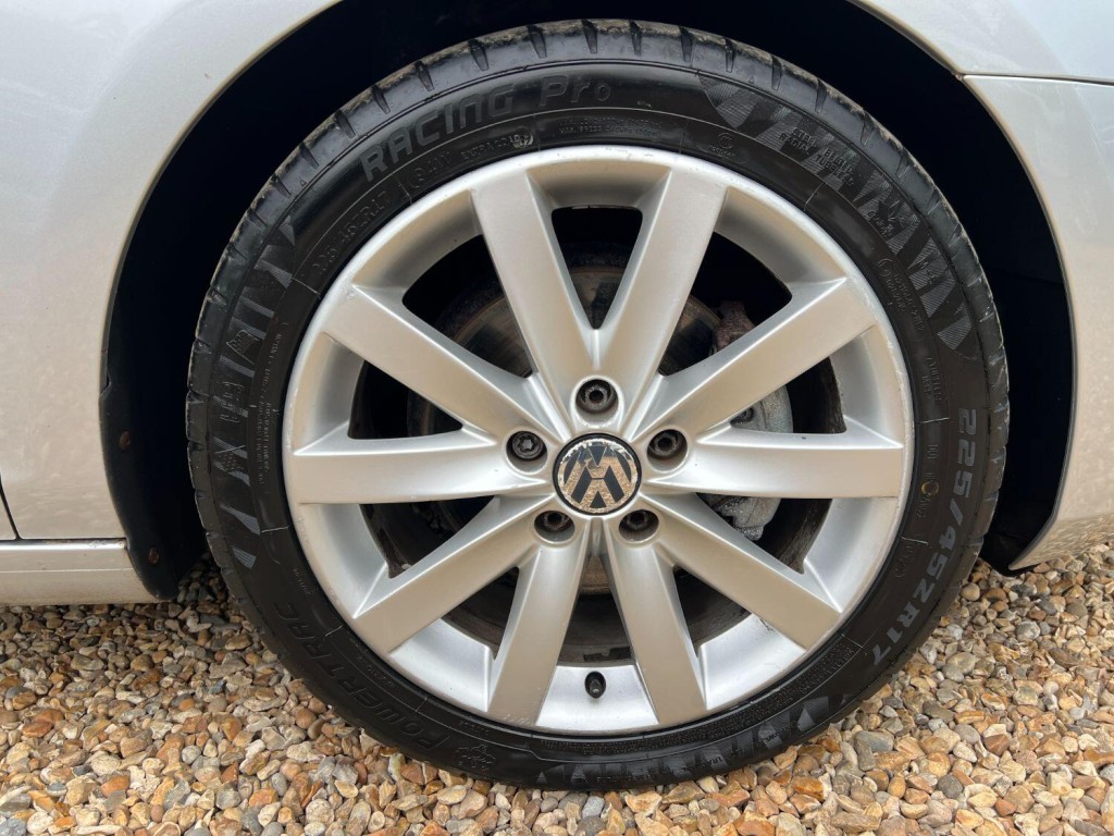 VOLKSWAGEN GOLF 2.0 TDI GT 2010