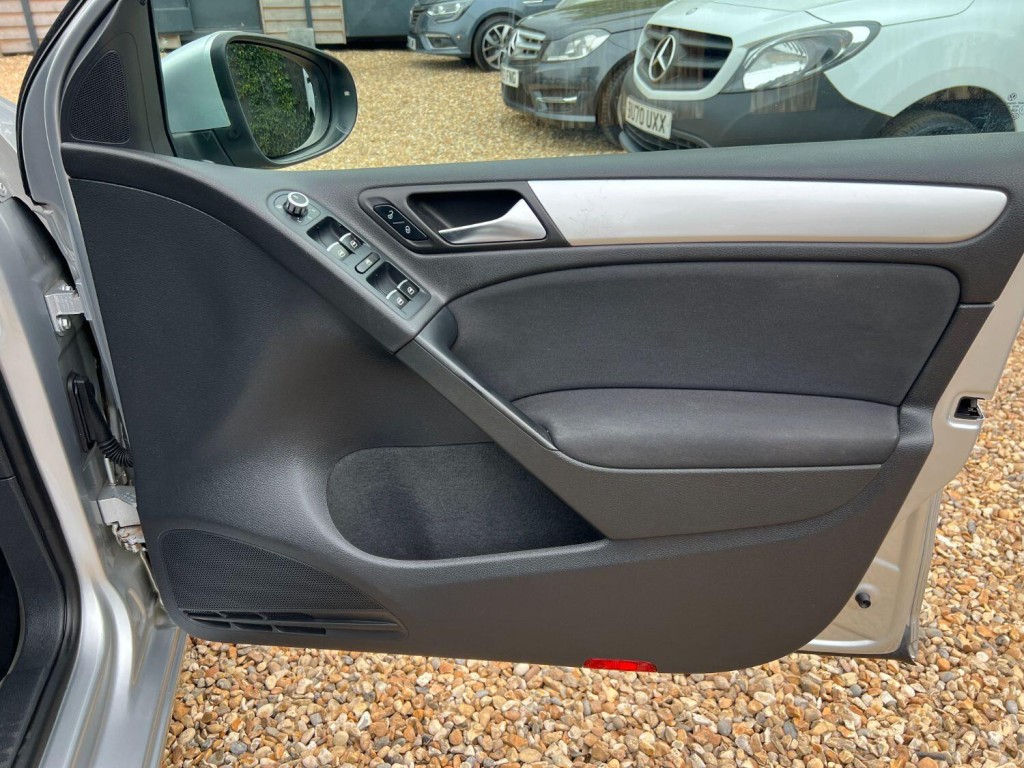 VOLKSWAGEN GOLF 2.0 TDI GT 2010