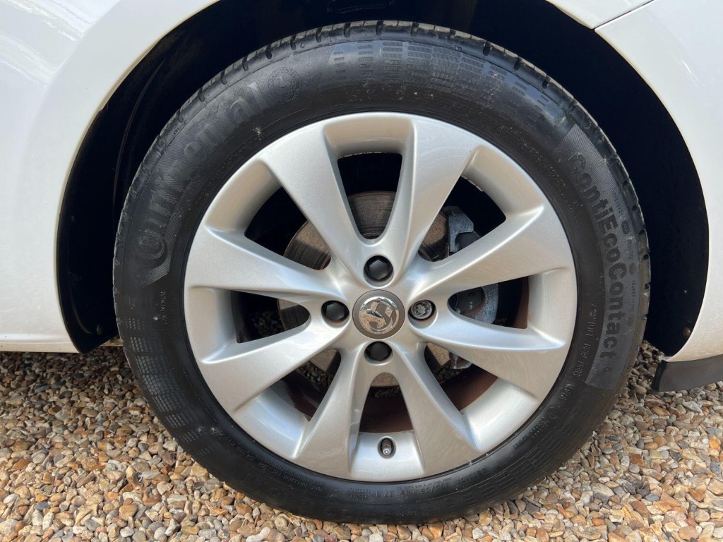 VAUXHALL CORSA 1.4 i ecoTEC Energy 2018