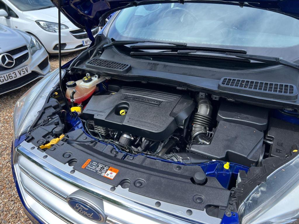 FORD KUGA 2.0 TDCi Titanium 2017