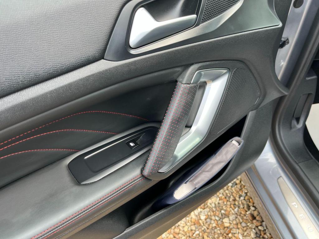 PEUGEOT 308 2.0 BlueHDi GT Line 2016