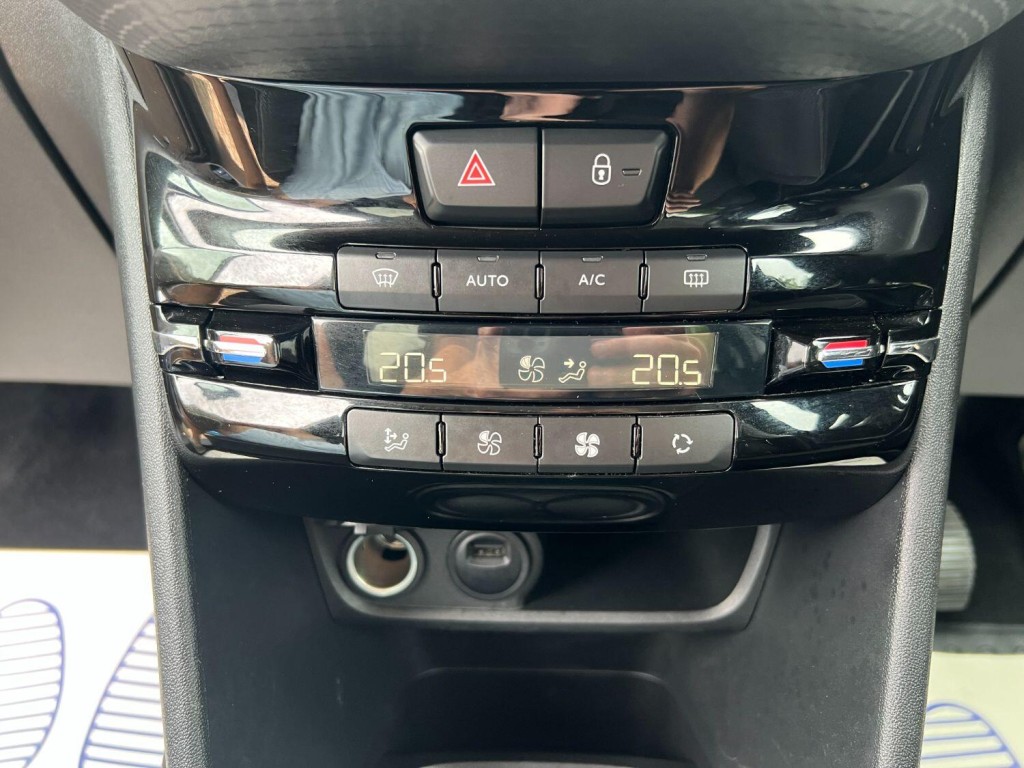 PEUGEOT 208 1.2 PureTech Tech Edition 2018
