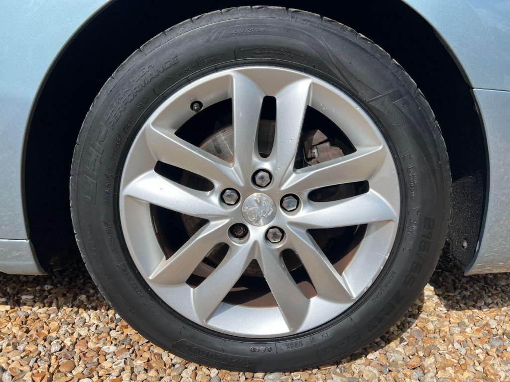 PEUGEOT 508 2.0 HDi Active 2012