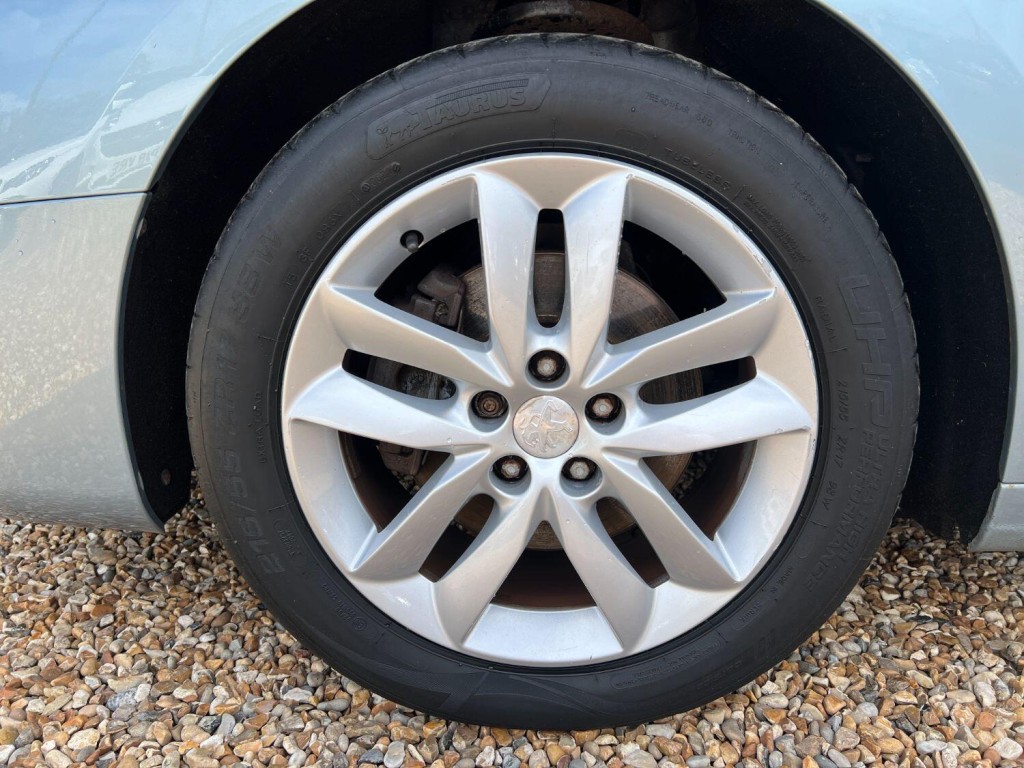PEUGEOT 508 2.0 HDi Active 2012