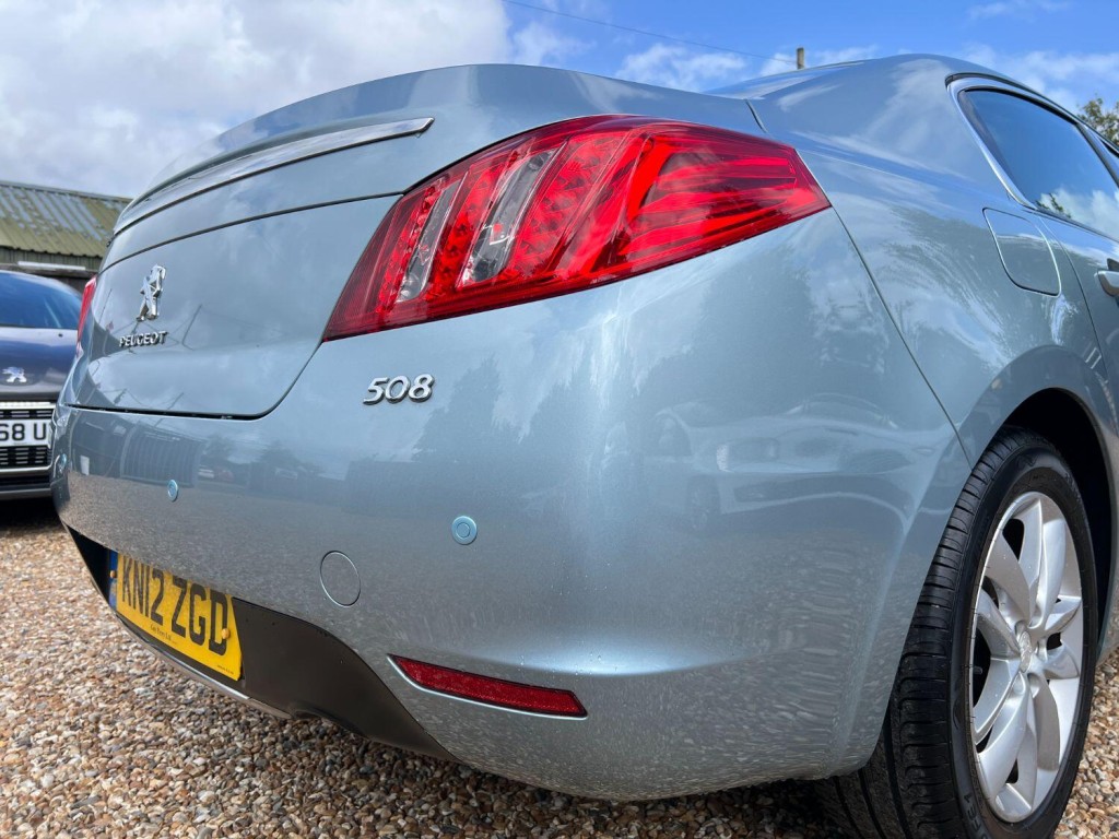 PEUGEOT 508 2.0 HDi Active 2012
