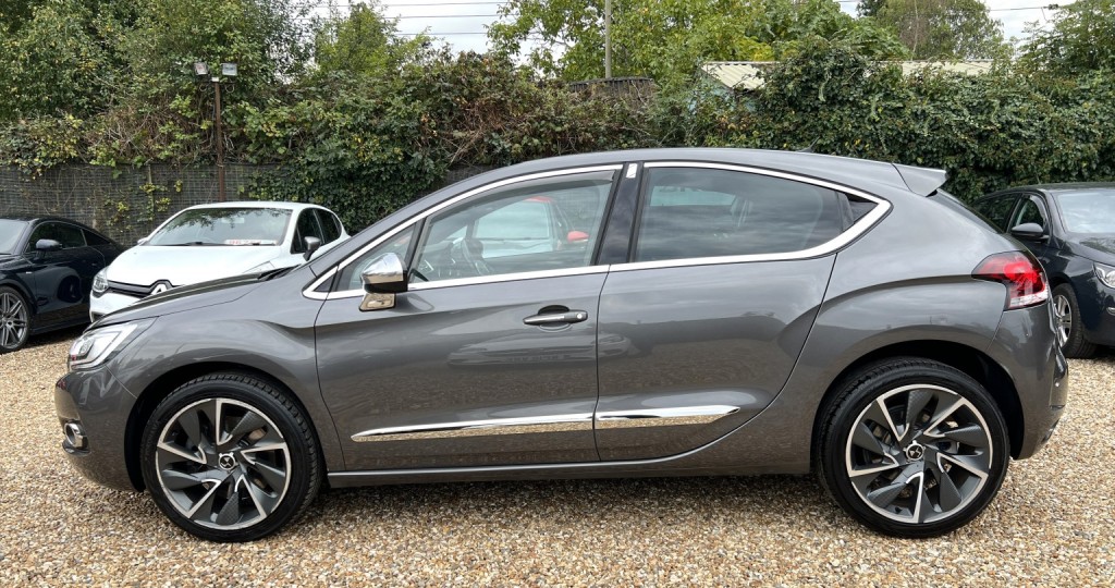 View DS AUTOMOBILES DS 4 2.0 BlueHDi Prestige