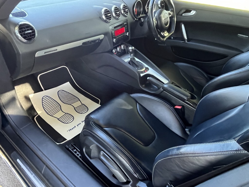 AUDI TT 2.0 TDI Black Edition 2013