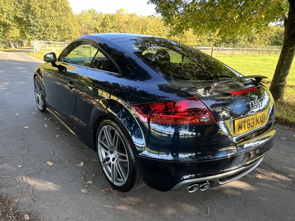 AUDI TT 2.0 TDI Black Edition 2013