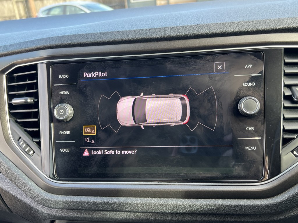 VOLKSWAGEN T-ROC 1.6 TDI SE 2018