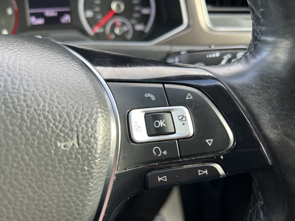 VOLKSWAGEN T-ROC 1.6 TDI SE 2018