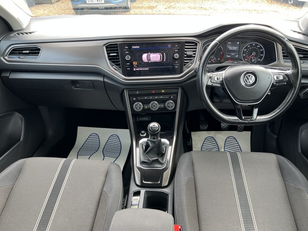 VOLKSWAGEN T-ROC 1.6 TDI SE 2018