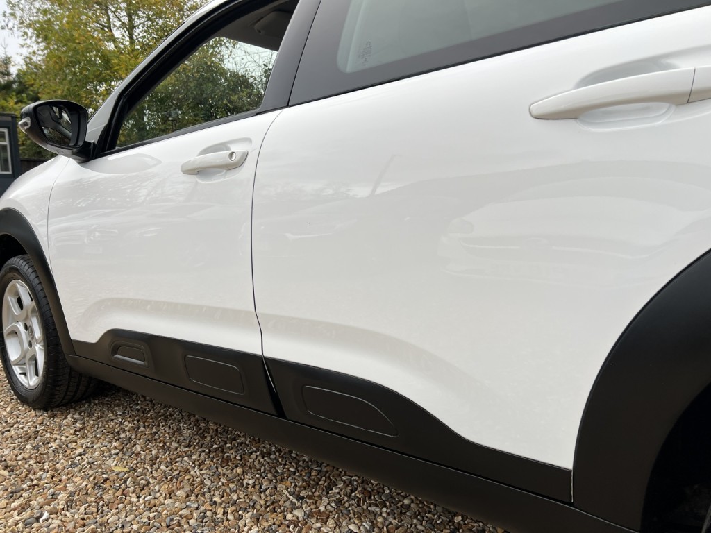 CITROEN C4 CACTUS 1.2 PureTech Feel 2018