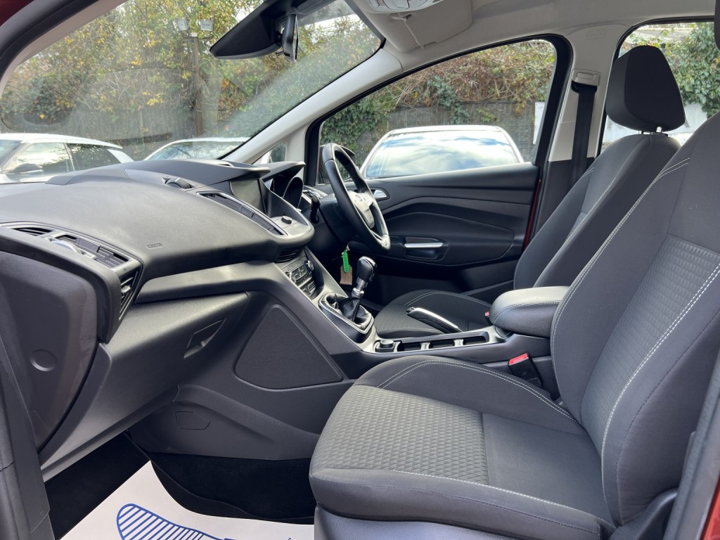 View FORD C-MAX 1.0 T EcoBoost Zetec