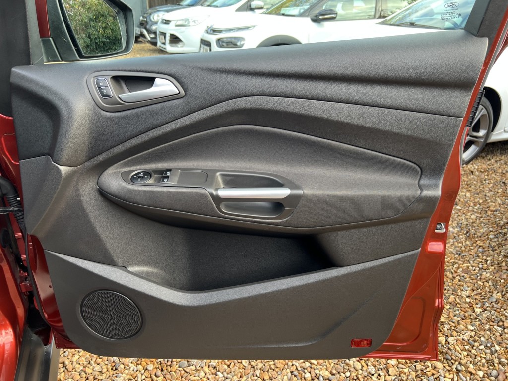 FORD C-MAX 1.0 T EcoBoost Zetec 2016