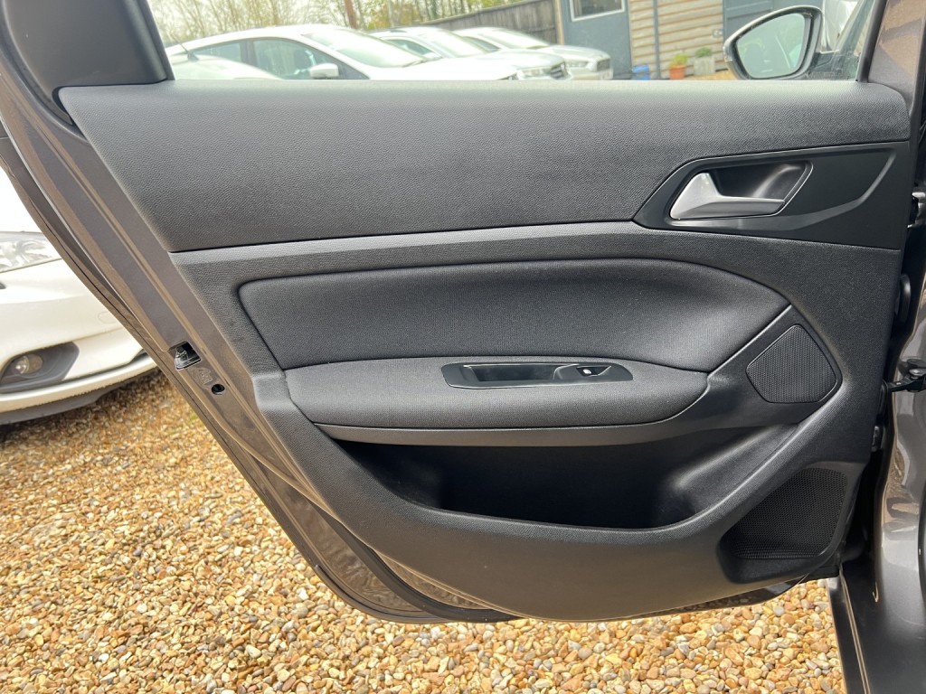 PEUGEOT 308 SW 1.6 BlueHDi Active 2016