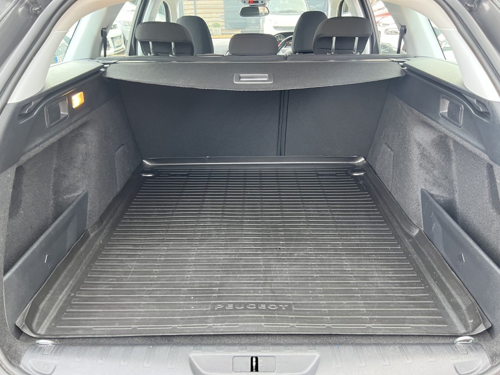 PEUGEOT 308 SW 1.6 BlueHDi Active 2016