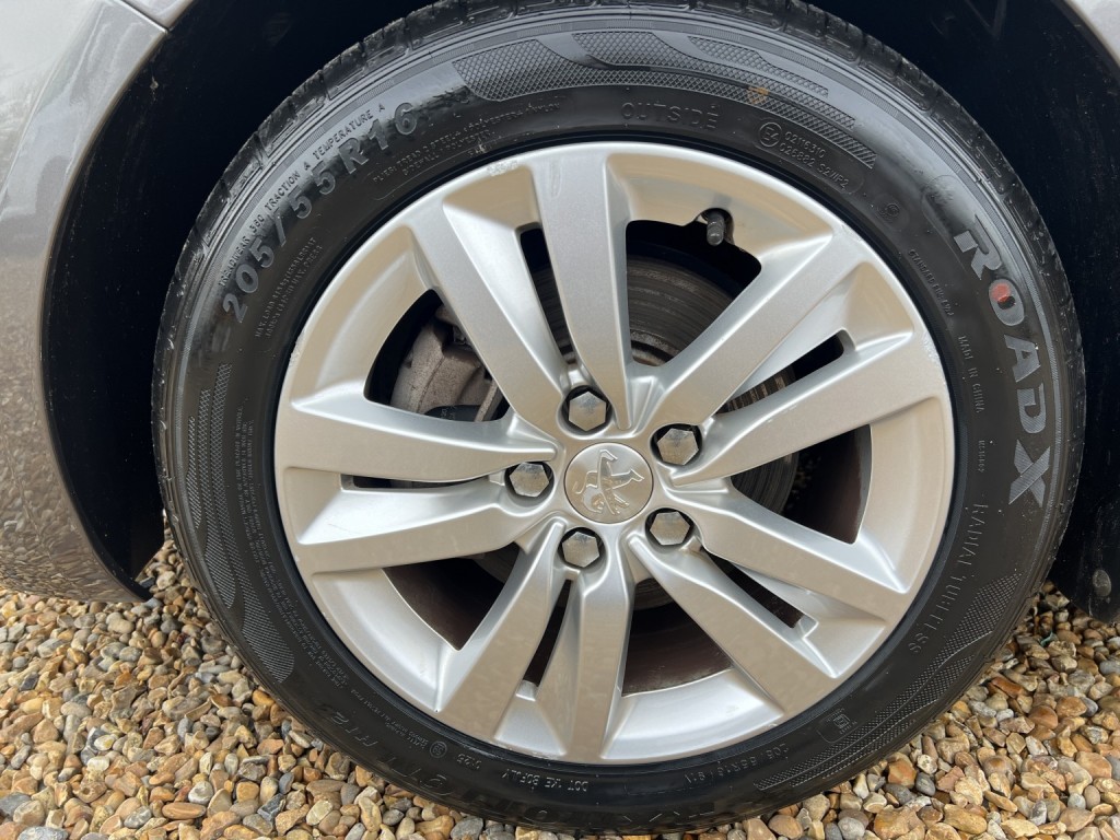 PEUGEOT 308 SW 1.6 BlueHDi Active 2016