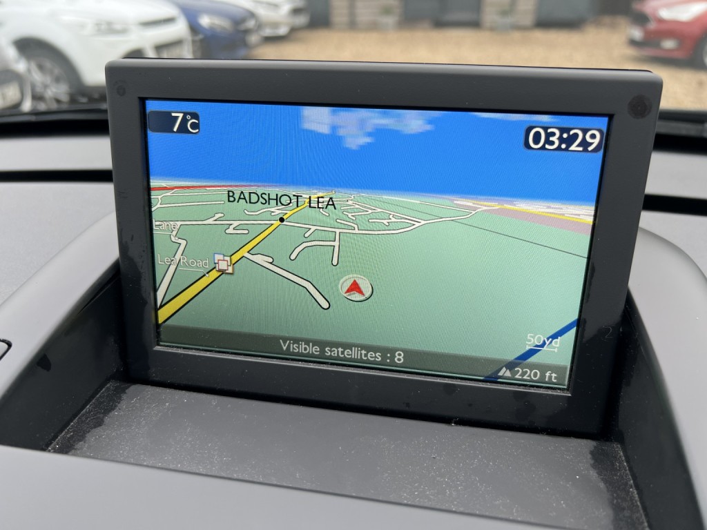 PEUGEOT 3008 1.6 HDi Allure 2014