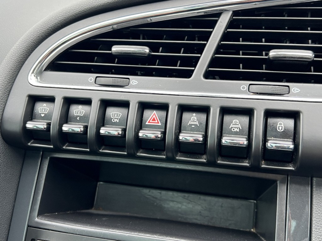 PEUGEOT 3008 1.6 HDi Allure 2014