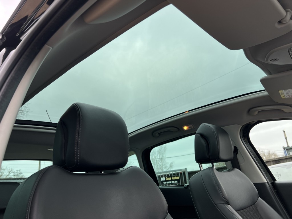 PEUGEOT 3008 1.6 HDi Allure 2014