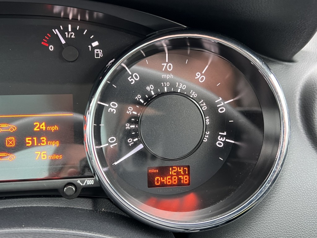 PEUGEOT 3008 1.6 HDi Allure 2014