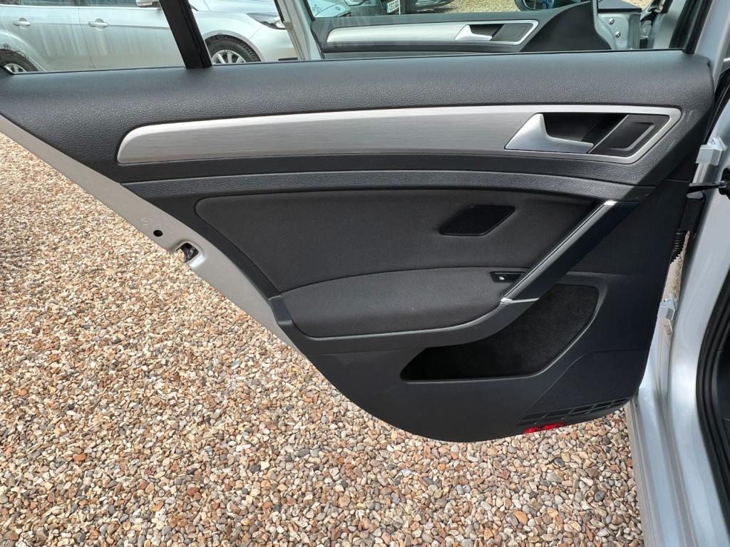 VOLKSWAGEN GOLF 1.6 TDI  * NOW SOLD * 2016