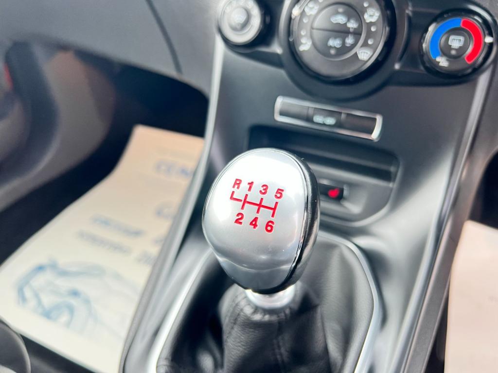 FORD FIESTA 1.6  1.6T EcoBoost ST-2 2016