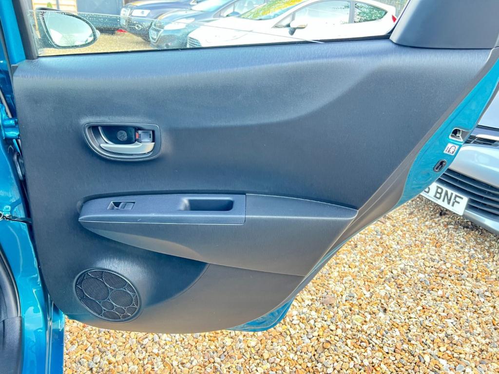 TOYOTA YARIS 1.33 Dual VVT-i Icon Plus  * NOW SOLD * 2014