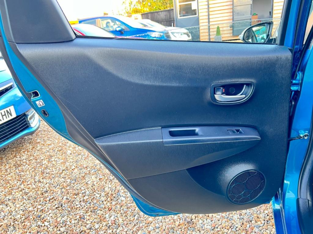 TOYOTA YARIS 1.33 Dual VVT-i Icon Plus  * NOW SOLD * 2014