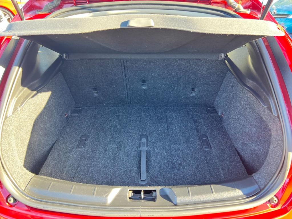 VOLVO V40 1.6 D2 SE Nav  * NOW SOLD * 2013