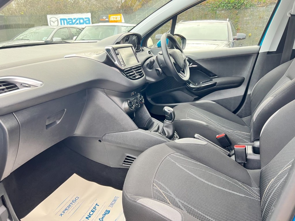 PEUGEOT 208 1.0 VTi Active  * IDEAL FIRST CAR * 2013