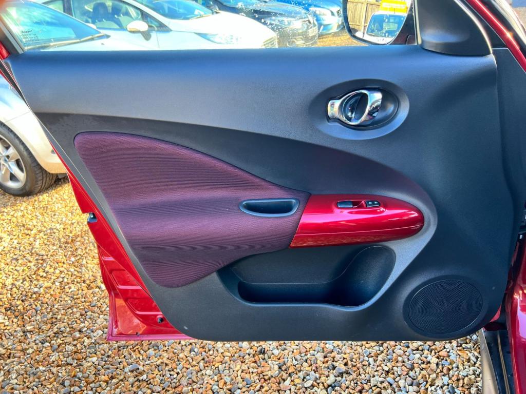 NISSAN JUKE 1.6 Acenta Premium 2013