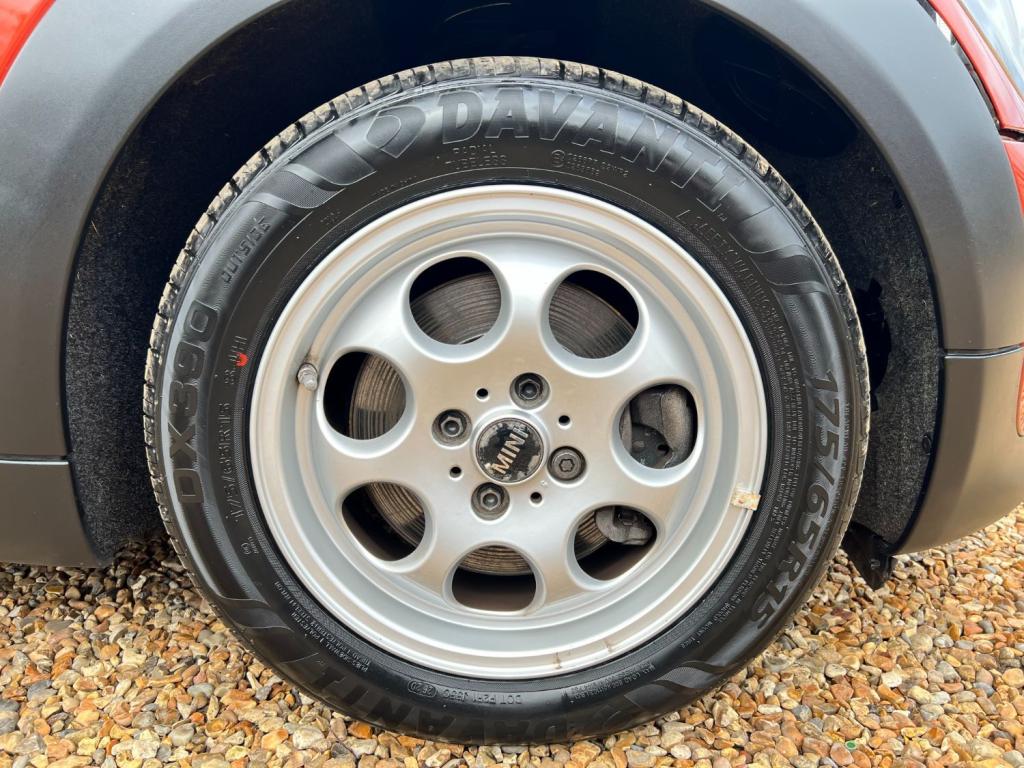 MINI CONVERTIBLE 1.6 One   * NOW SOLD * 2014