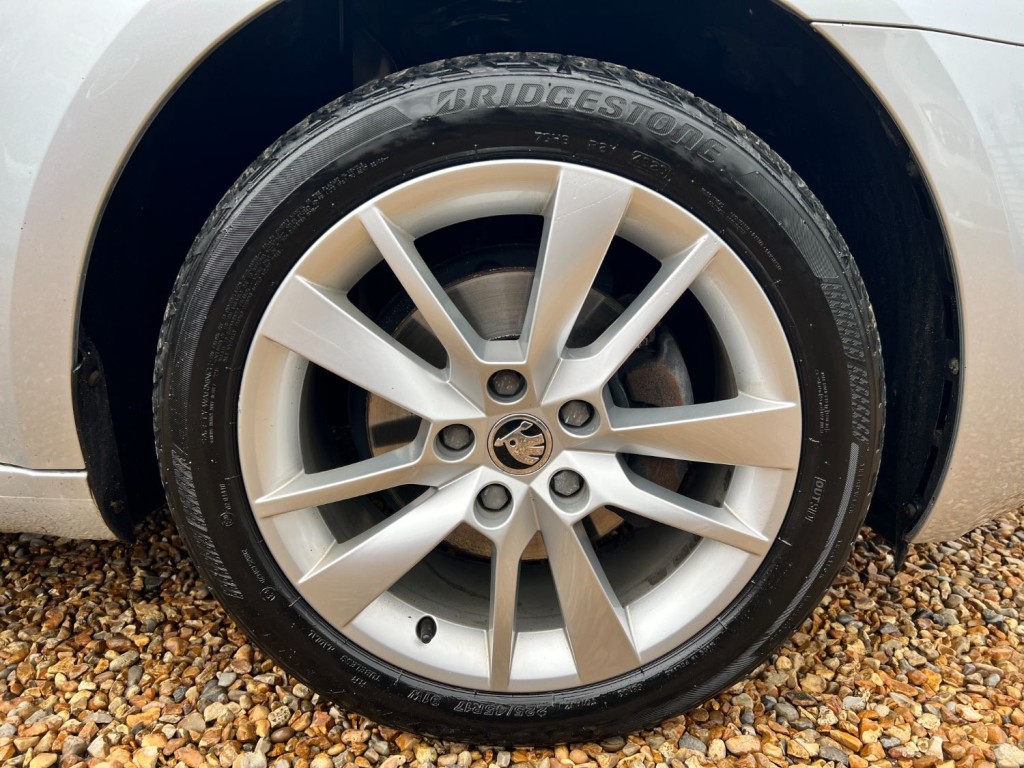 SKODA OCTAVIA Estate 2.0 TDI SE L  * NOW SOLD * 2018