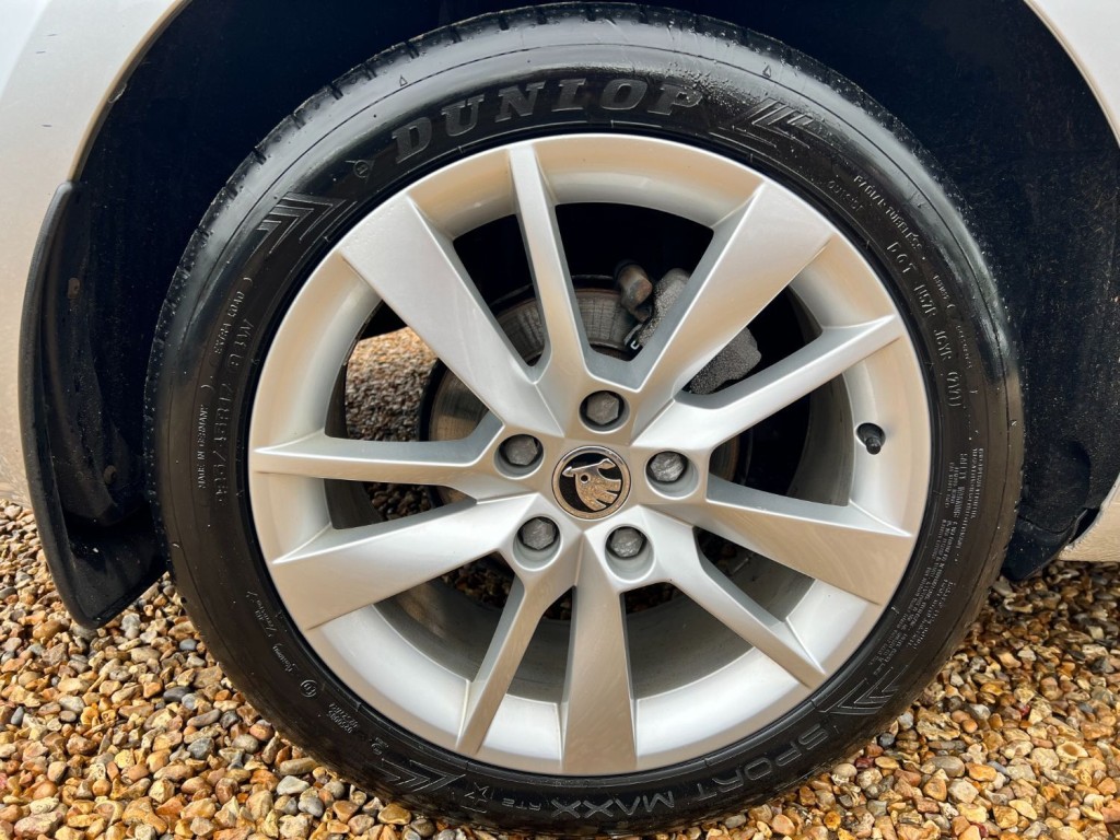 SKODA OCTAVIA Estate 2.0 TDI SE L  * NOW SOLD * 2018