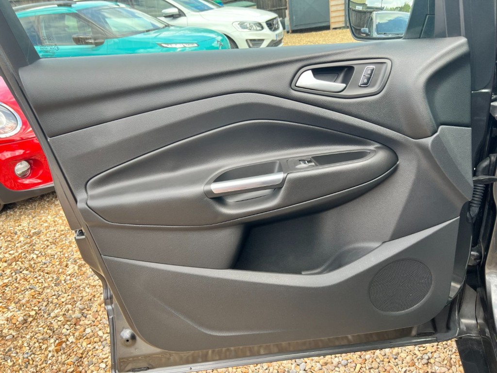 FORD KUGA 2.0 TDCi Titanium Sport 2WD 2016