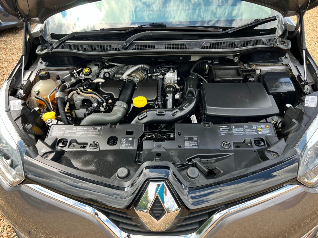 RENAULT CAPTUR 1.5 DCI Energy  * LOW MILES * 2014
