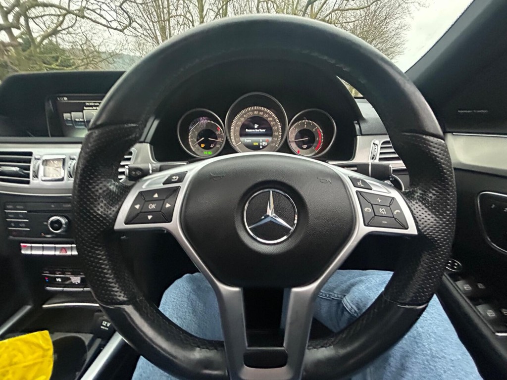 MERCEDES-BENZ E CLASS