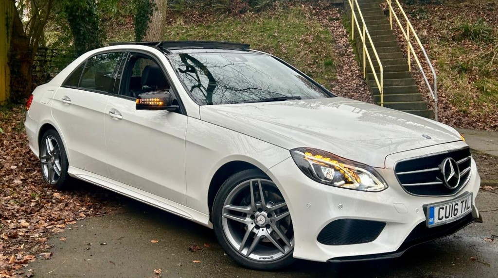 MERCEDES-BENZ E CLASS
