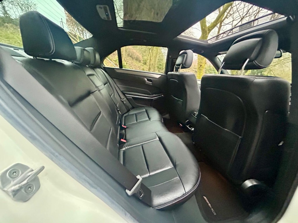 MERCEDES-BENZ E CLASS