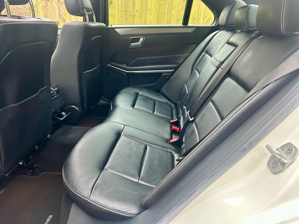MERCEDES-BENZ E CLASS